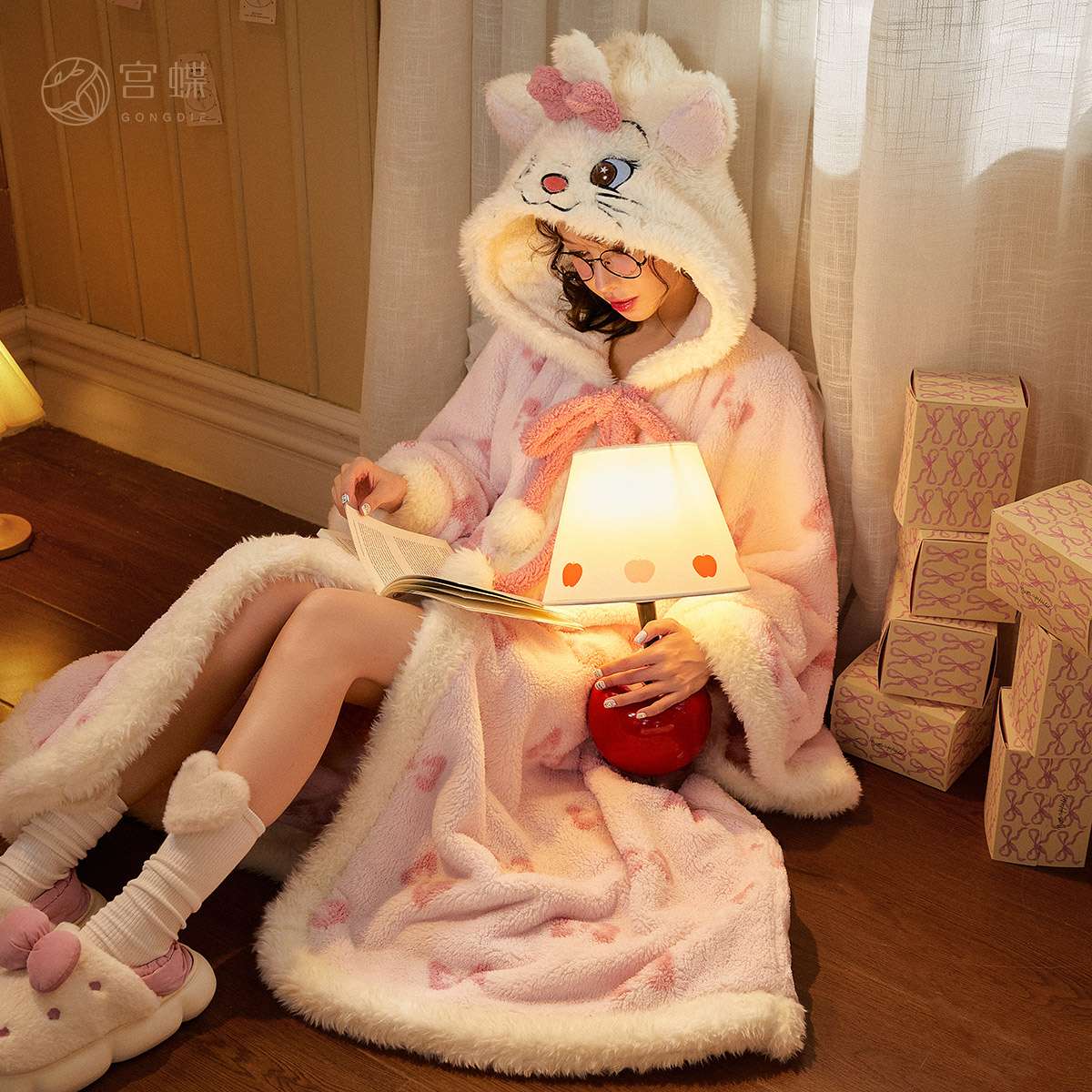 もこもこ蝶々柄のゆったり レディース ルームウェア