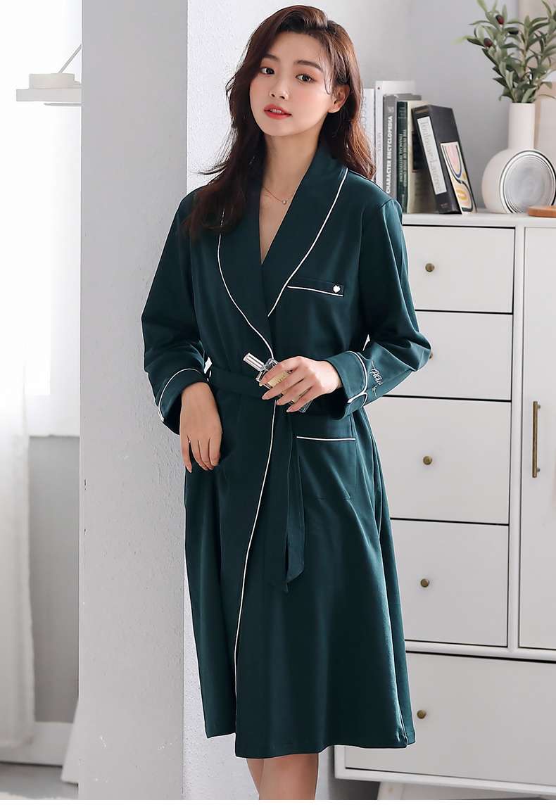 上品シルエット 絹のような光沢ガウン レディース ルームウェア