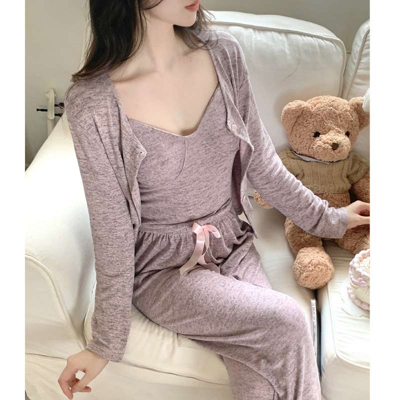 https://fulmo-img-server.com/lovely-wear/ea93644c54234bbab72247af27b904fb.jepg