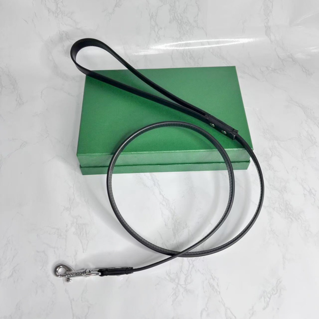 犬首輪 高級本革仕立ての上質犬用リードセット