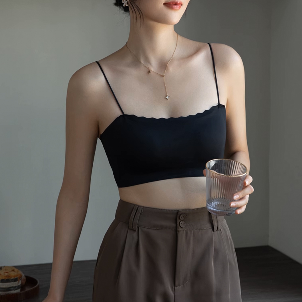 ナイトブラ 快適着心地のカップ付きキャミソール