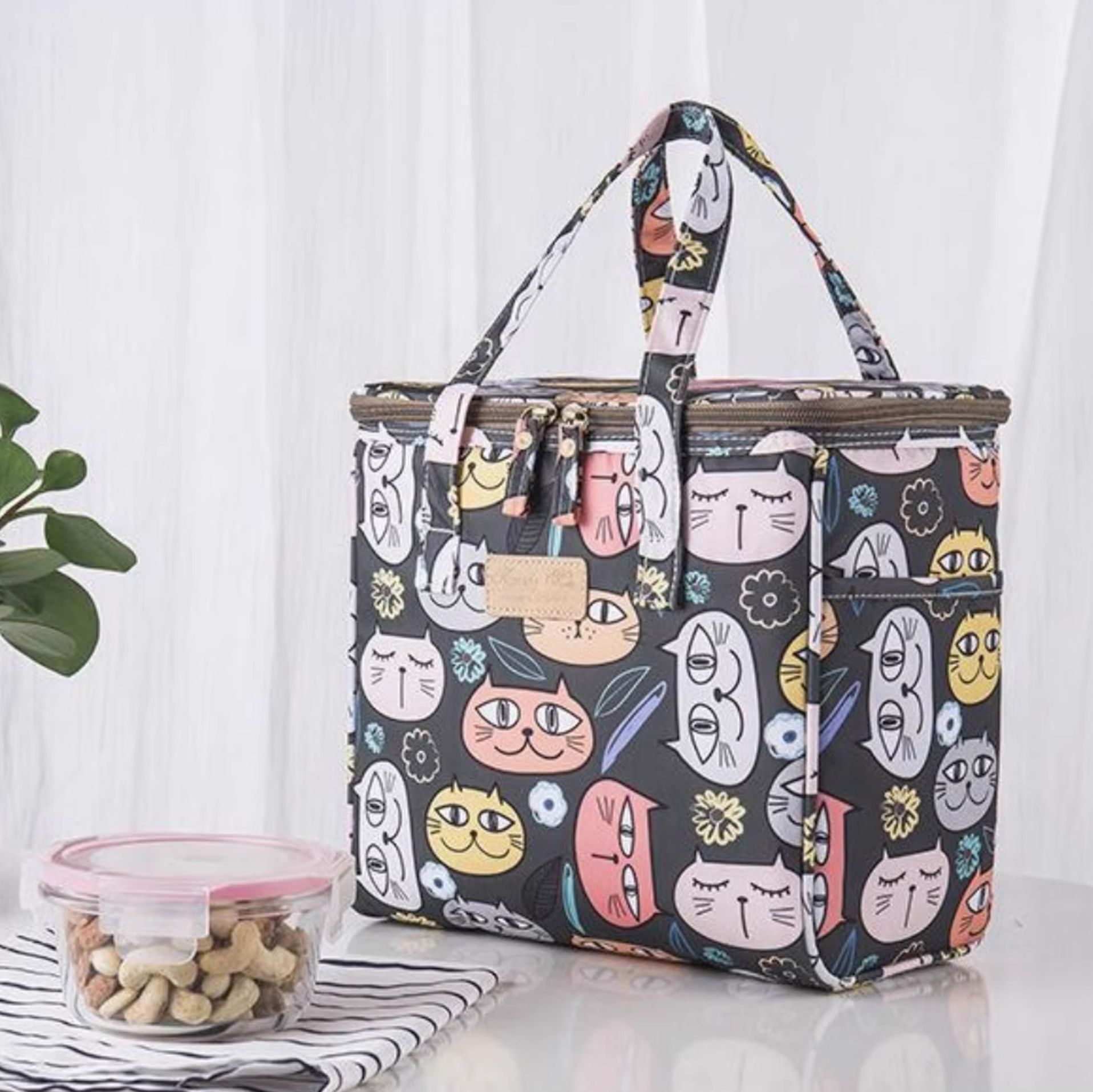 ランチバッグ たっぷり収納保冷ランチバッグ