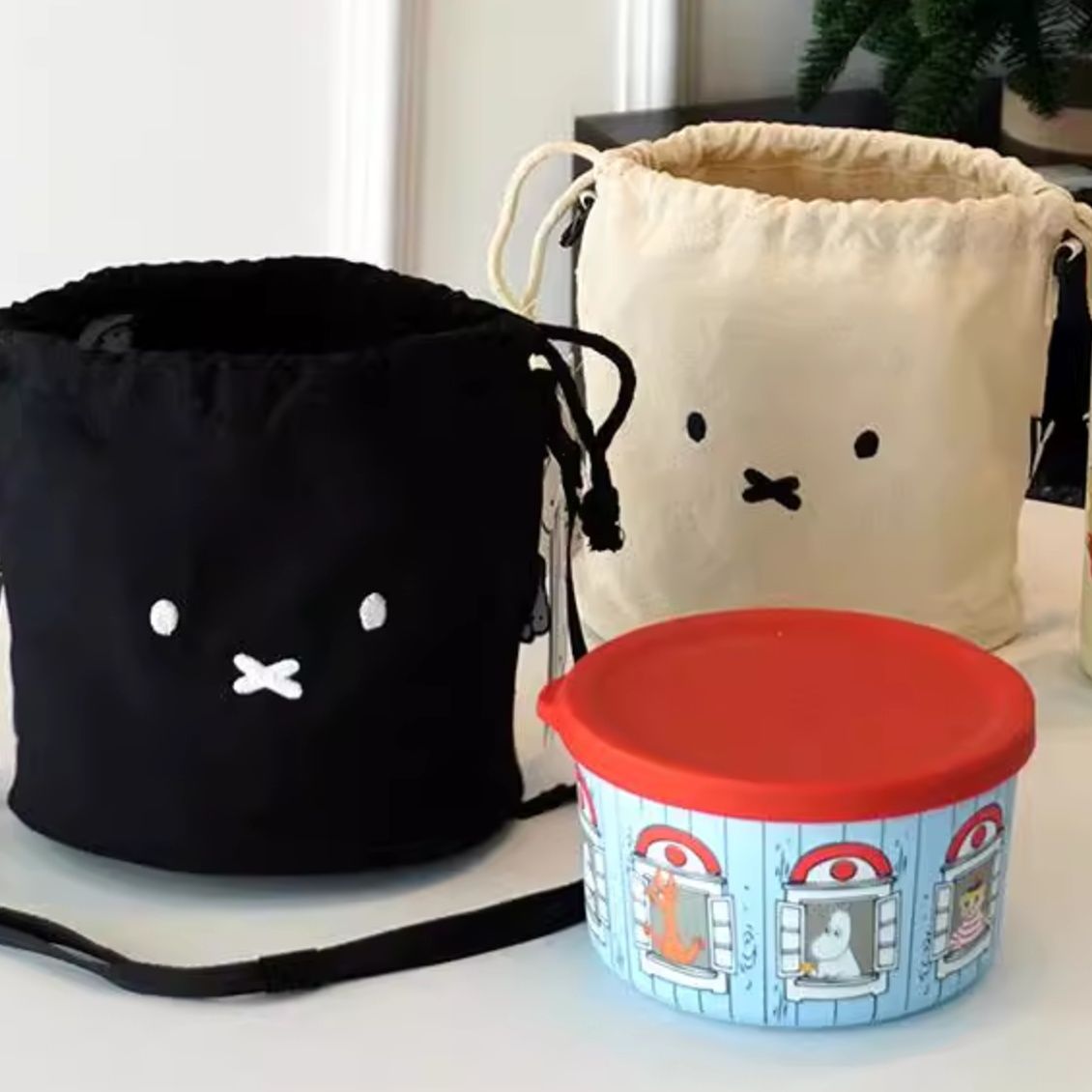 ランチバッグ うさぎさん巾着ランチバッグ