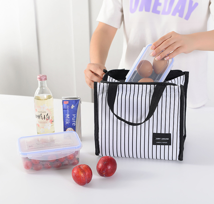 おしゃれな保冷機能付きランチトートバッグ