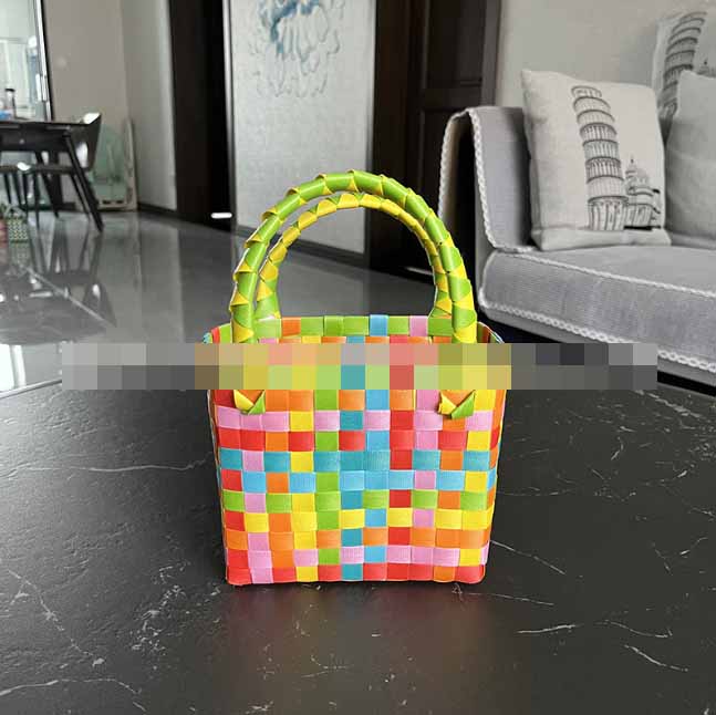 編み風かごバッグ カラフル軽量ランチバッグ小さめサイズ