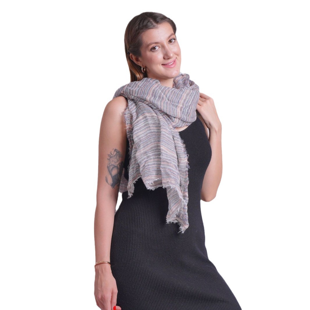 スカーフ 細やかなストライプ柄フリンジ付きマフラー