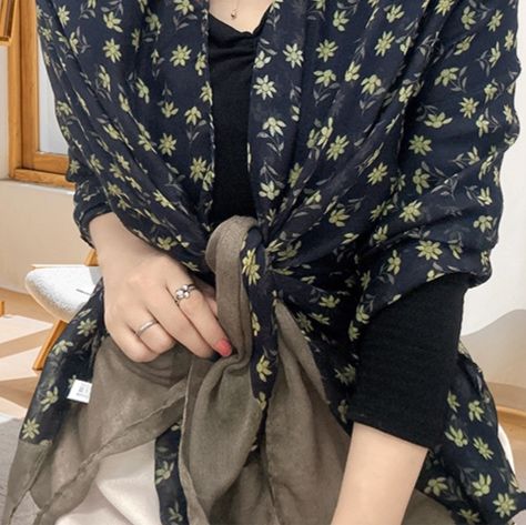 https://fulmo-img-server.com/luxyscarf/1756450127754_4ubk0i0a_f4wu0br0.jpeg