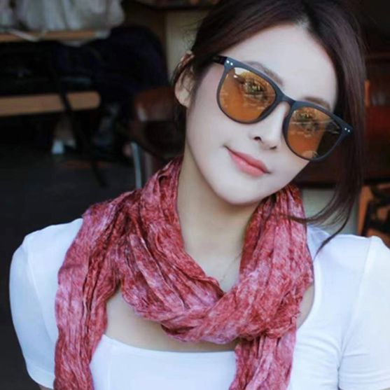 https://fulmo-img-server.com/luxyscarf/1756451227760_im9296tc_fzx8kj6o.jpeg