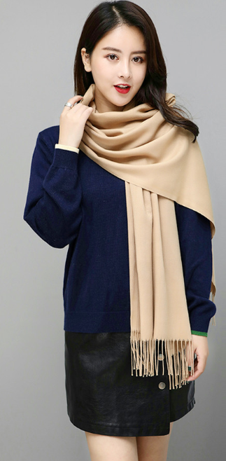 https://fulmo-img-server.com/luxyscarf/1759380275523_0rry3rde_jt91h0v4.png