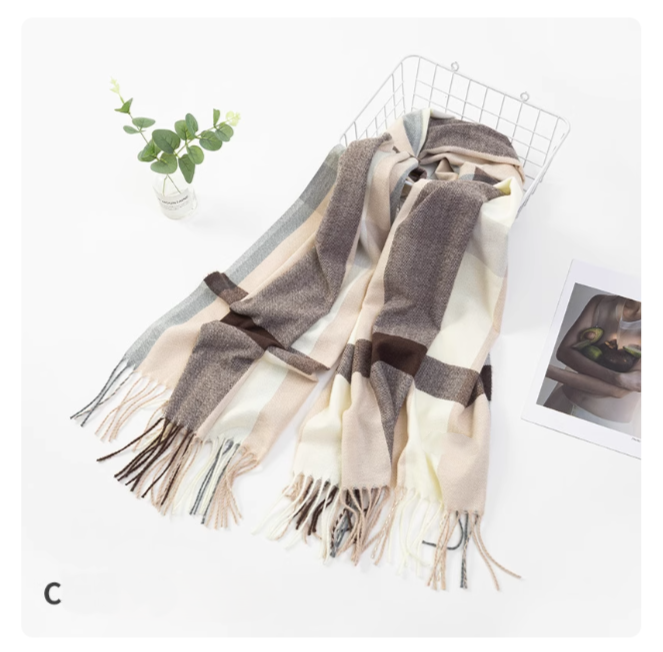 https://fulmo-img-server.com/luxyscarf/1759892128183_nes89oz6_shme43d2.png