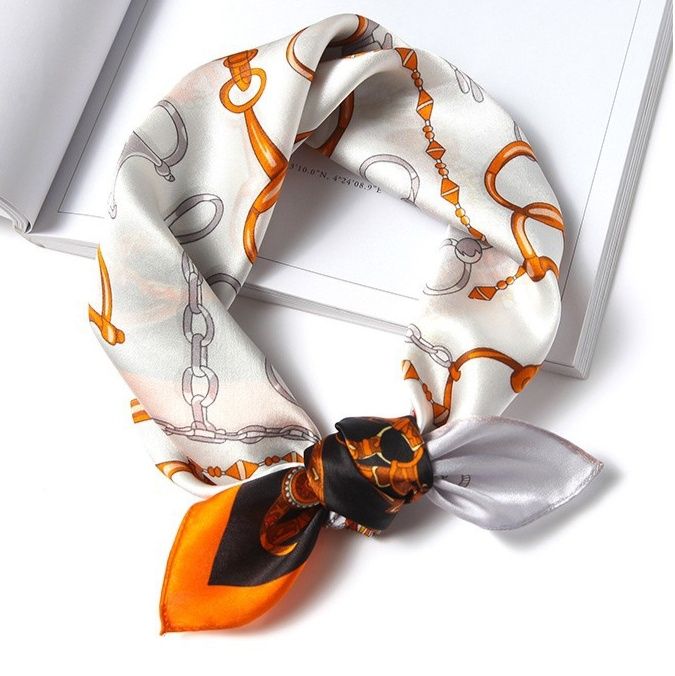 海洋航海モチーフ縁取りシルク　スカーフ