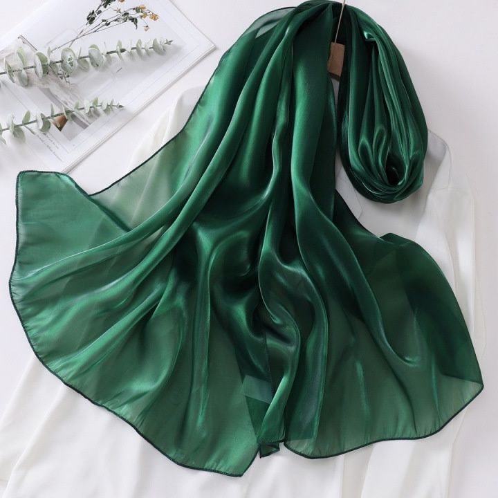 https://fulmo-img-server.com/luxyscarf/1787709560180_kw4yc9nn_tgft4o6n.jpeg