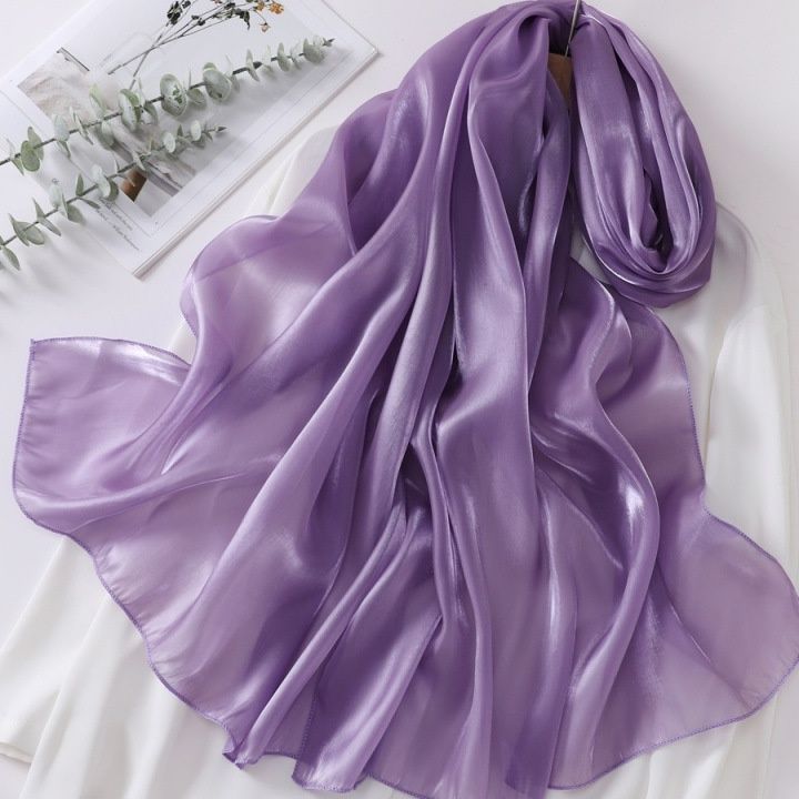 https://fulmo-img-server.com/luxyscarf/1787709579023_6zgrwp8n_pb51fheq.jpeg