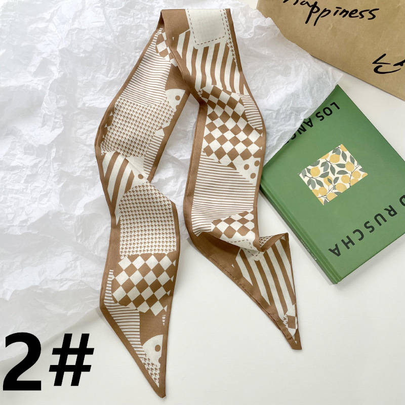 スカーフ 幾何学模様とハート柄の細長スカーフ