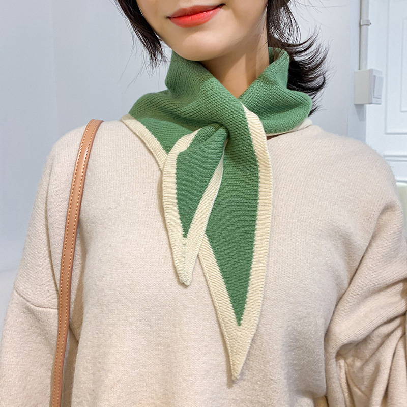 https://fulmo-img-server.com/luxyscarf/1f263131-0674-4510-a5be-2d44816f4bd0.jpg