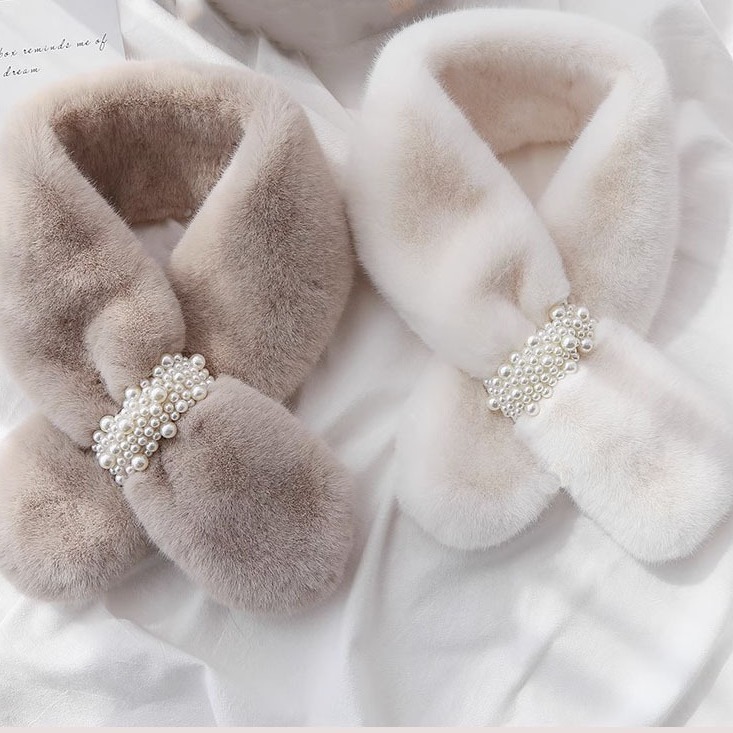 スカーフ パール付きふわふわ　ファー