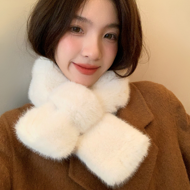 https://fulmo-img-server.com/luxyscarf/3b1821a4-701a-416c-a854-b61ad0ca3f7d.jpg
