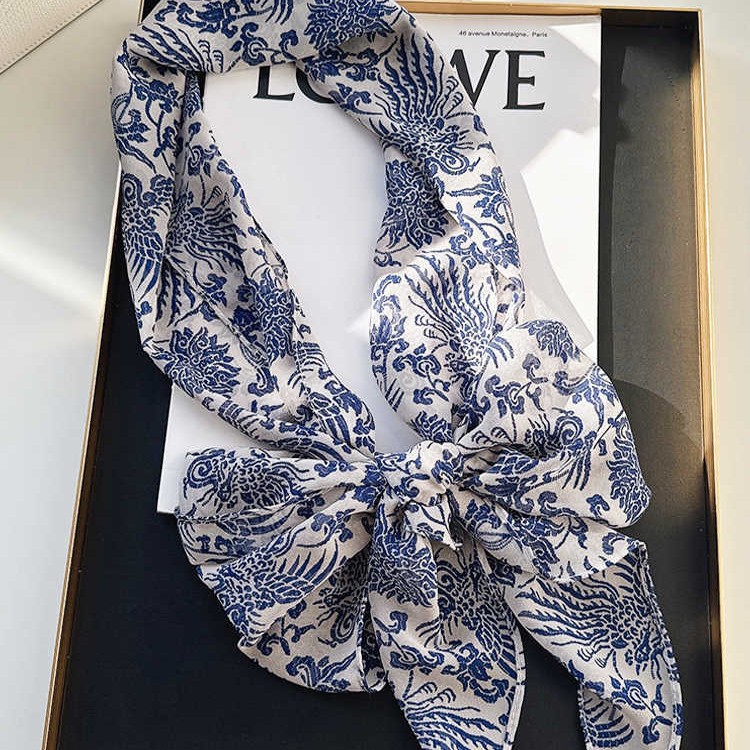 https://fulmo-img-server.com/luxyscarf/40dcd9cd-12be-4e33-8699-31e0b4cbba49.jpg