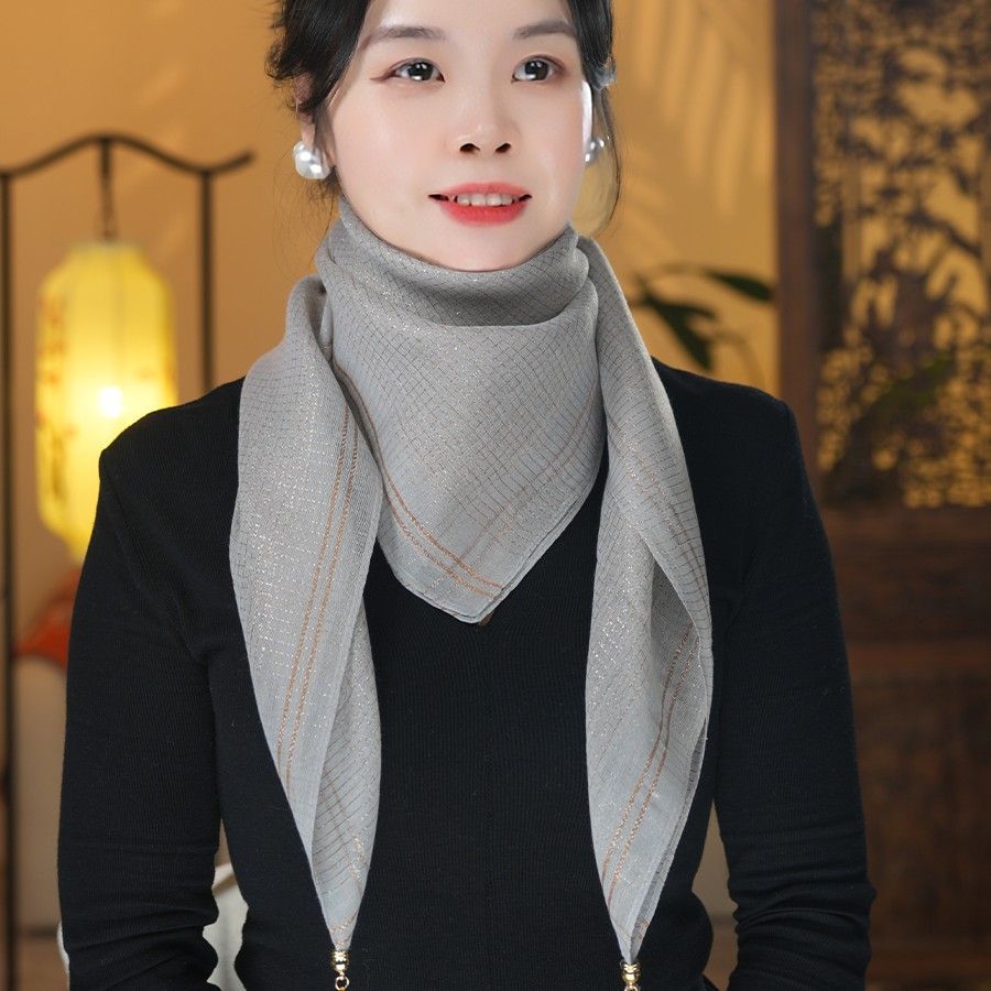 スカーフ 上品格子柄シルク風スカーフ