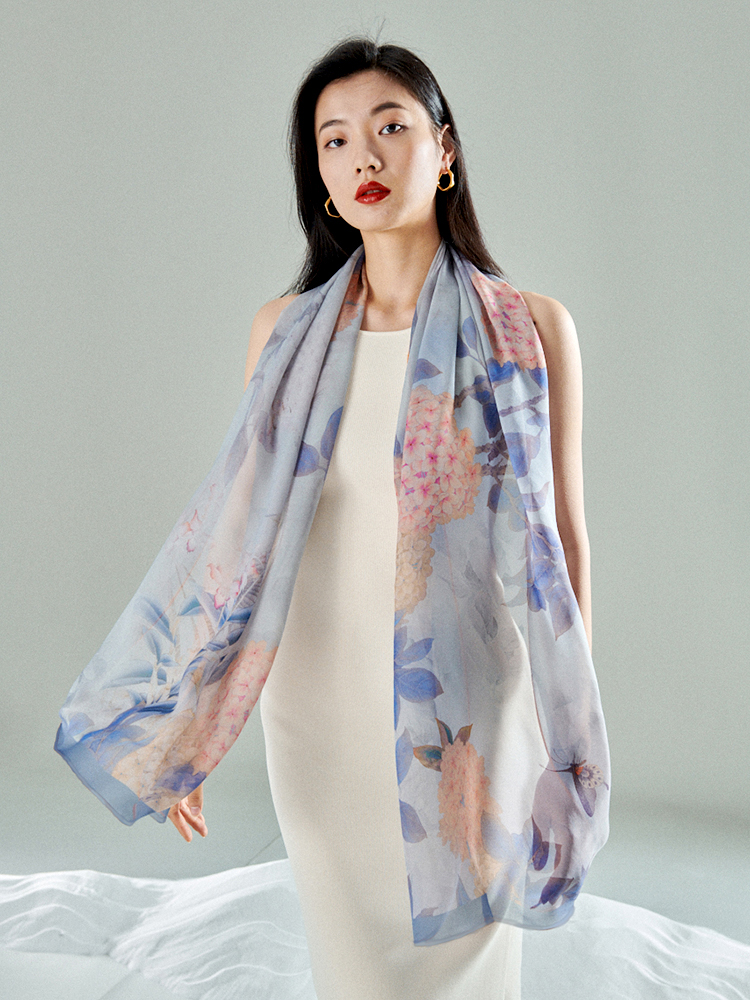 スカーフ 優美な花園のシルクストール