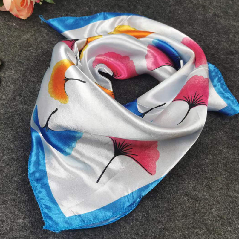 スカーフ マリンボーダー柄サテン小判スカーフ