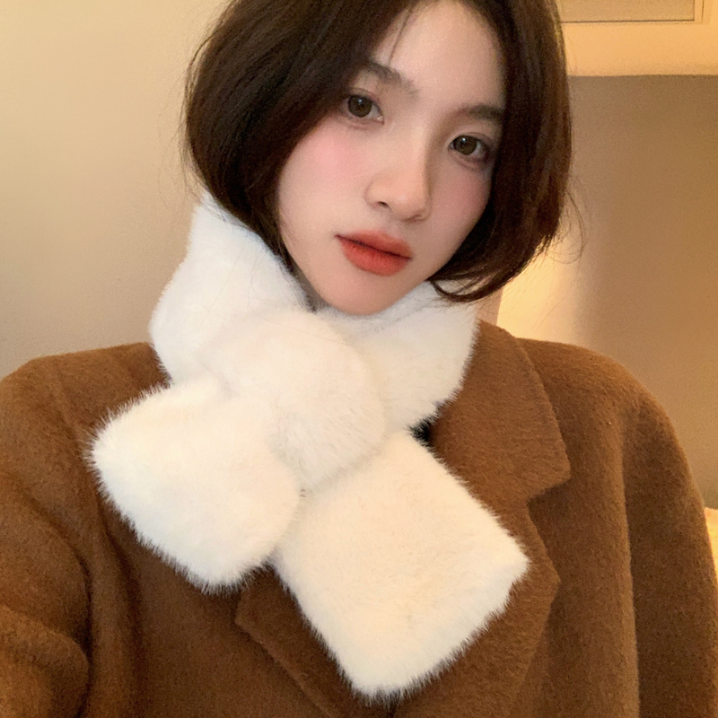https://fulmo-img-server.com/luxyscarf/718c2089-fe0c-4c1c-8da7-ae483d8f31bf.jpg