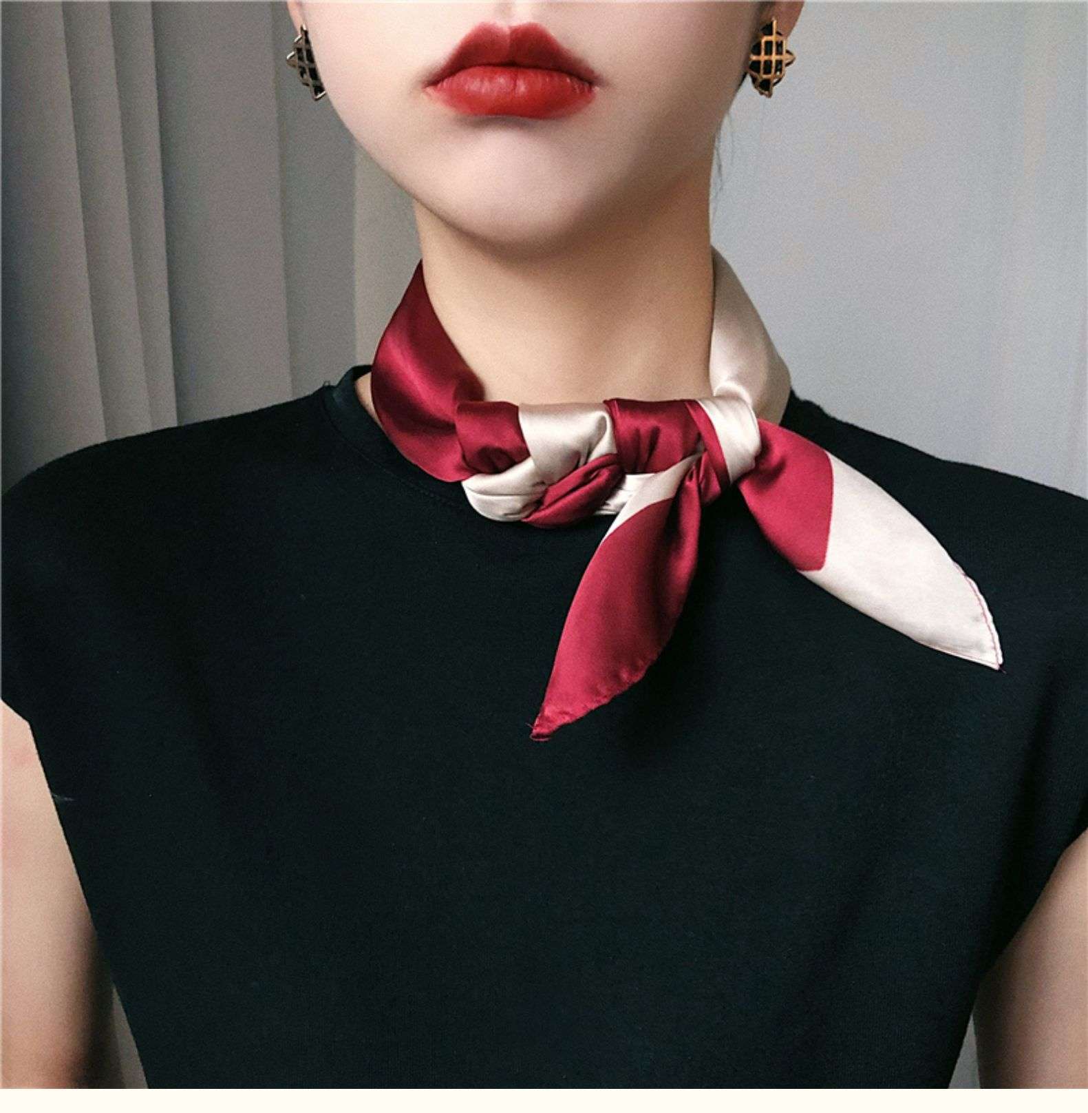 https://fulmo-img-server.com/luxyscarf/821a5dcb11e743c6a877649791d62ead.jepg
