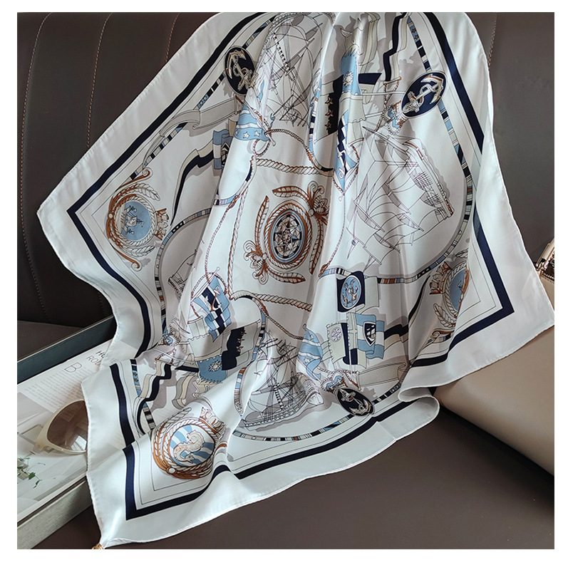 https://fulmo-img-server.com/luxyscarf/89e4b9bd-3657-4b00-b38c-8f7bb834f050.jpg