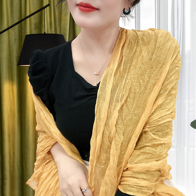 https://fulmo-img-server.com/luxyscarf/934f2913-d3fc-4152-abf6-e76f2f3eda86.jpg