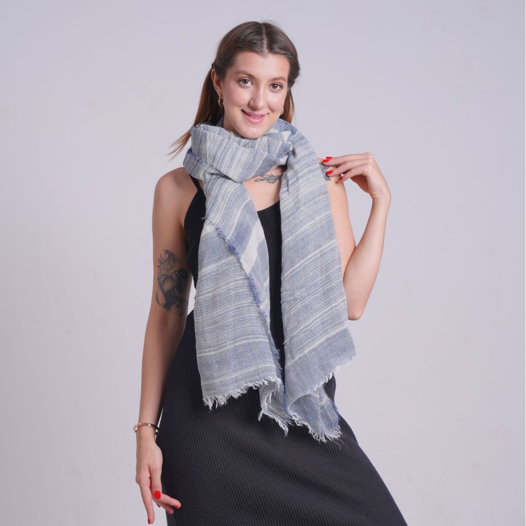 スカーフ 細やかなストライプ柄フリンジ付きマフラー