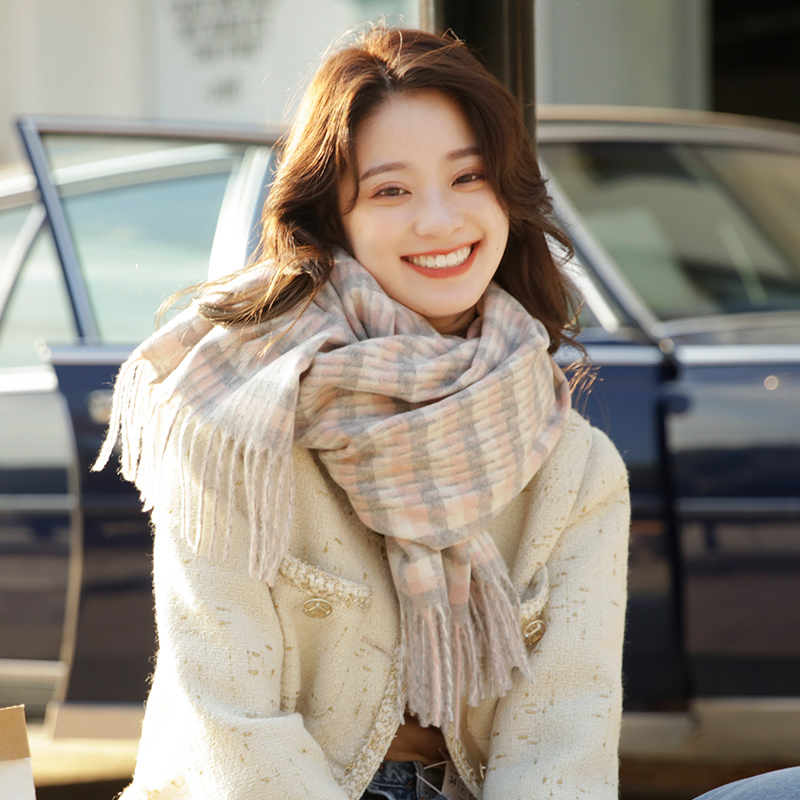 https://fulmo-img-server.com/luxyscarf/f0bc487f-a7c2-4641-9b9b-94c98b55738c.jpg