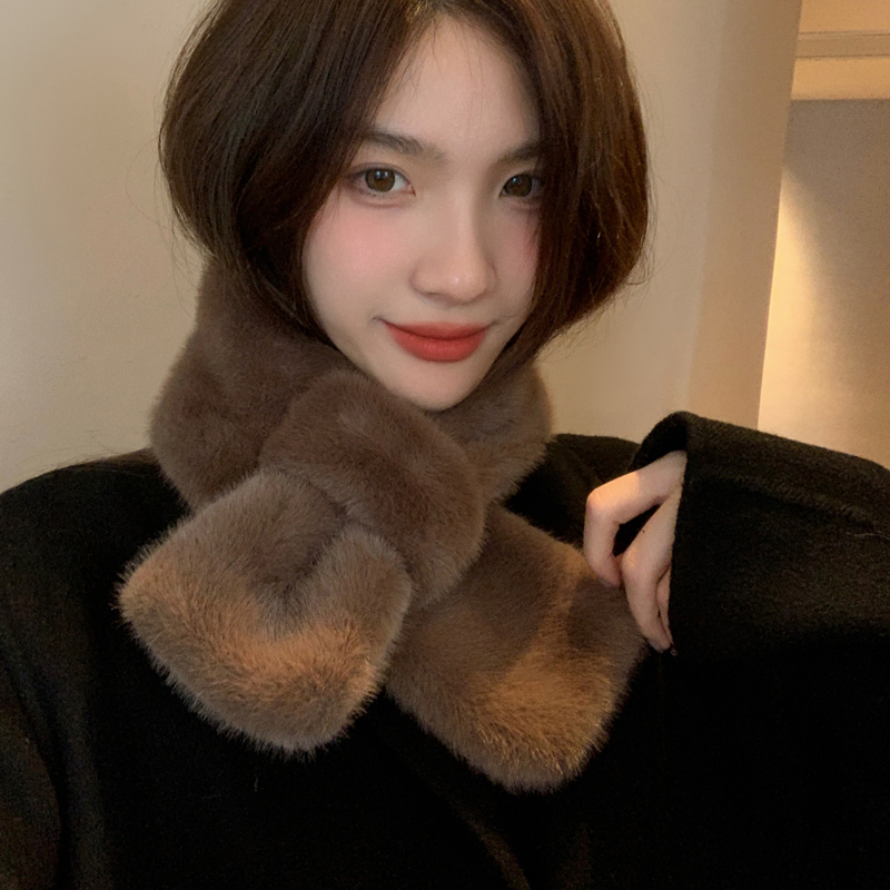 https://fulmo-img-server.com/luxyscarf/f0ee8129-34bf-4832-ad01-a45a3d8a26ca.jpg