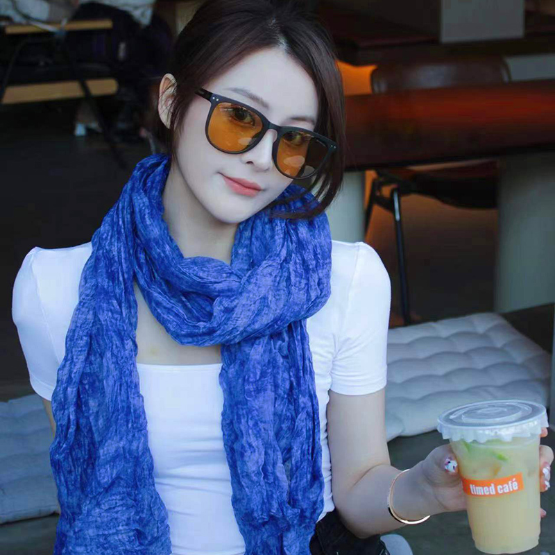 https://fulmo-img-server.com/luxyscarf/f139e53b-77eb-422e-8ba2-e96ae006fbbd.jpg