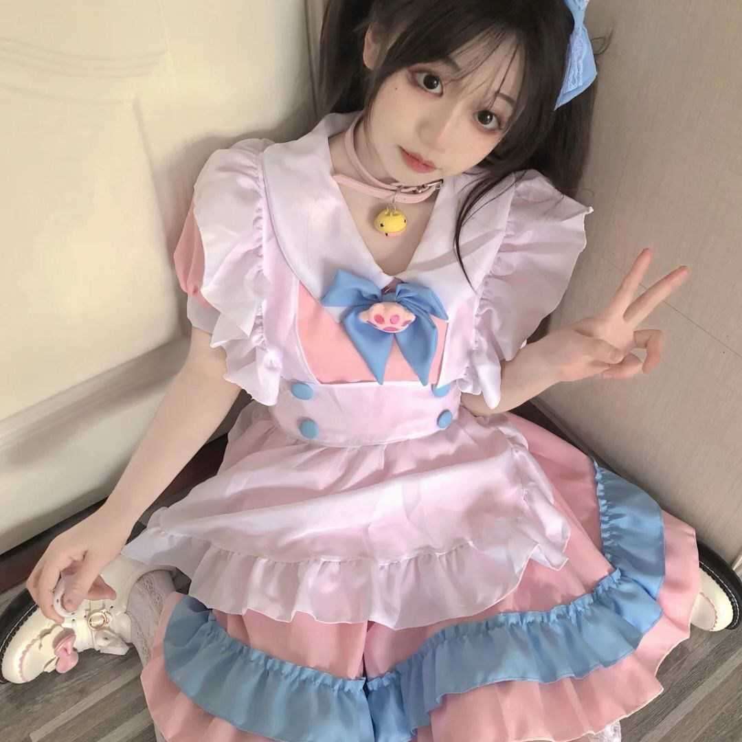 ふんわりレースのメイド服ワンピース