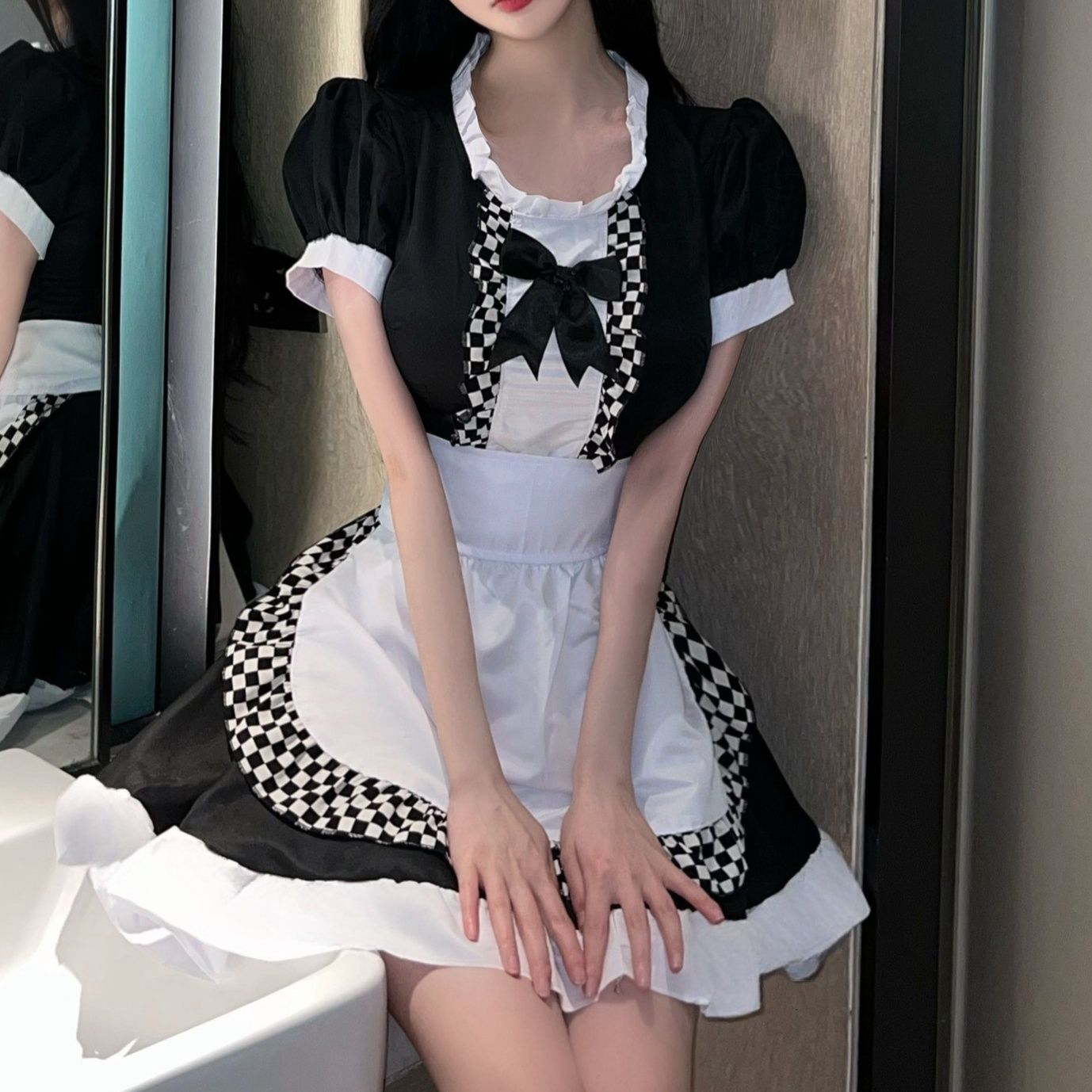 https://fulmo-img-server.com/maid-mania/1791428341458_1axloq5m_3rku592r.jpeg