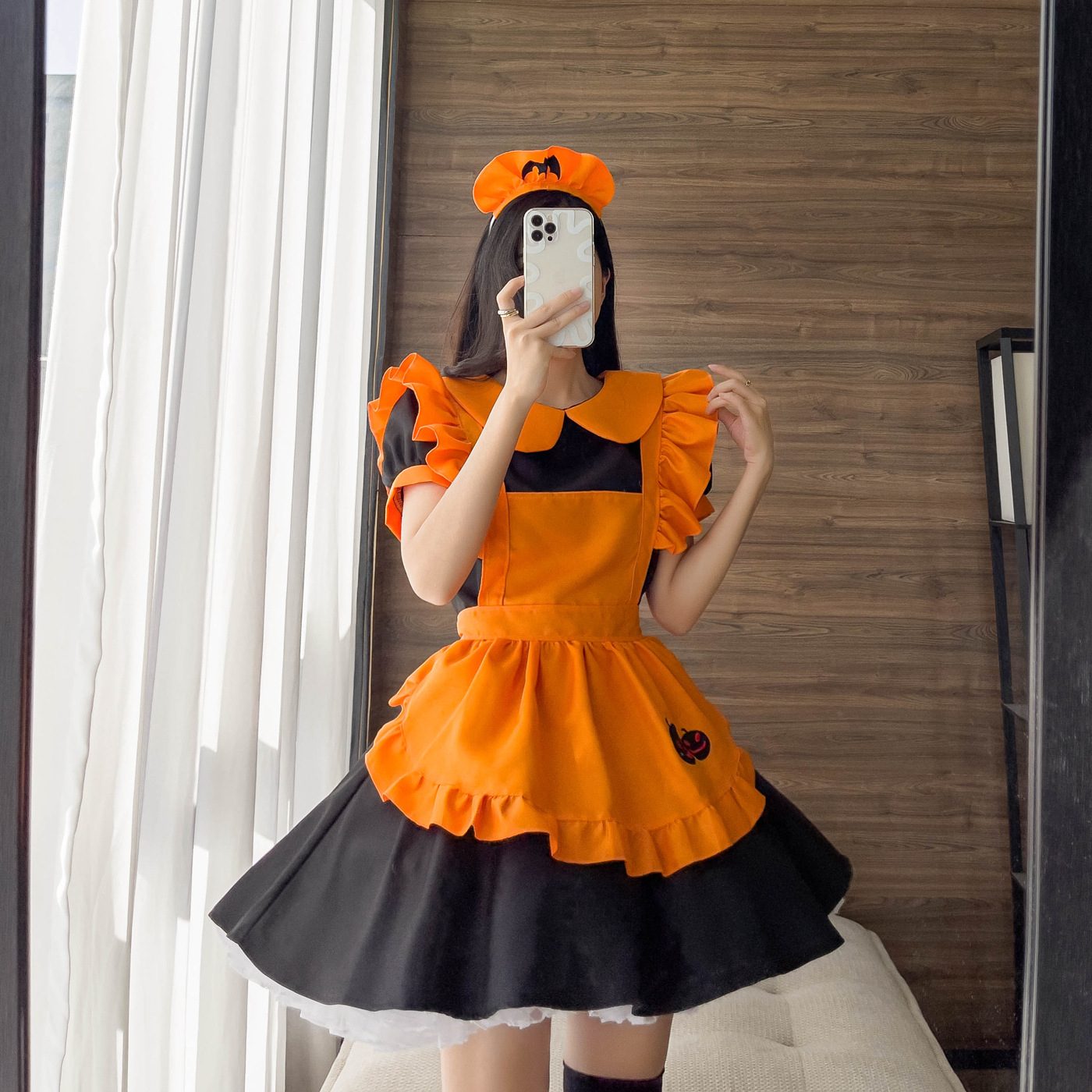 https://fulmo-img-server.com/maid-mania/5d5511f3-2243-4f37-900f-fdc134877aed.jpg
