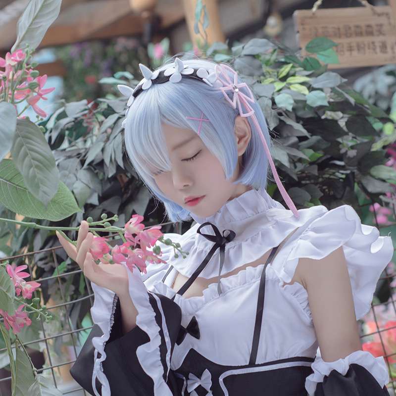 メイド服 フリル装飾メイドワンピース