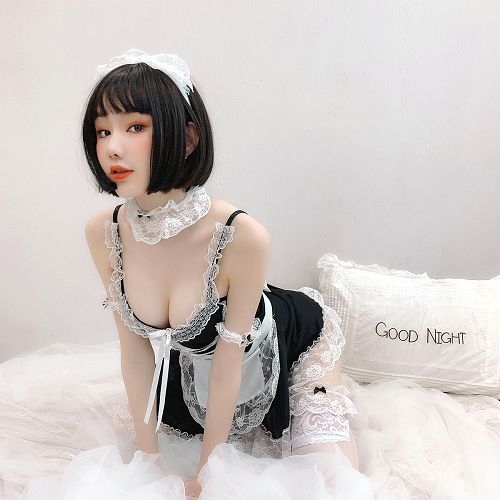 https://fulmo-img-server.com/maid-mania/bb82fa3a-93e9-41f1-bbf7-ba675c5a6562.jpg
