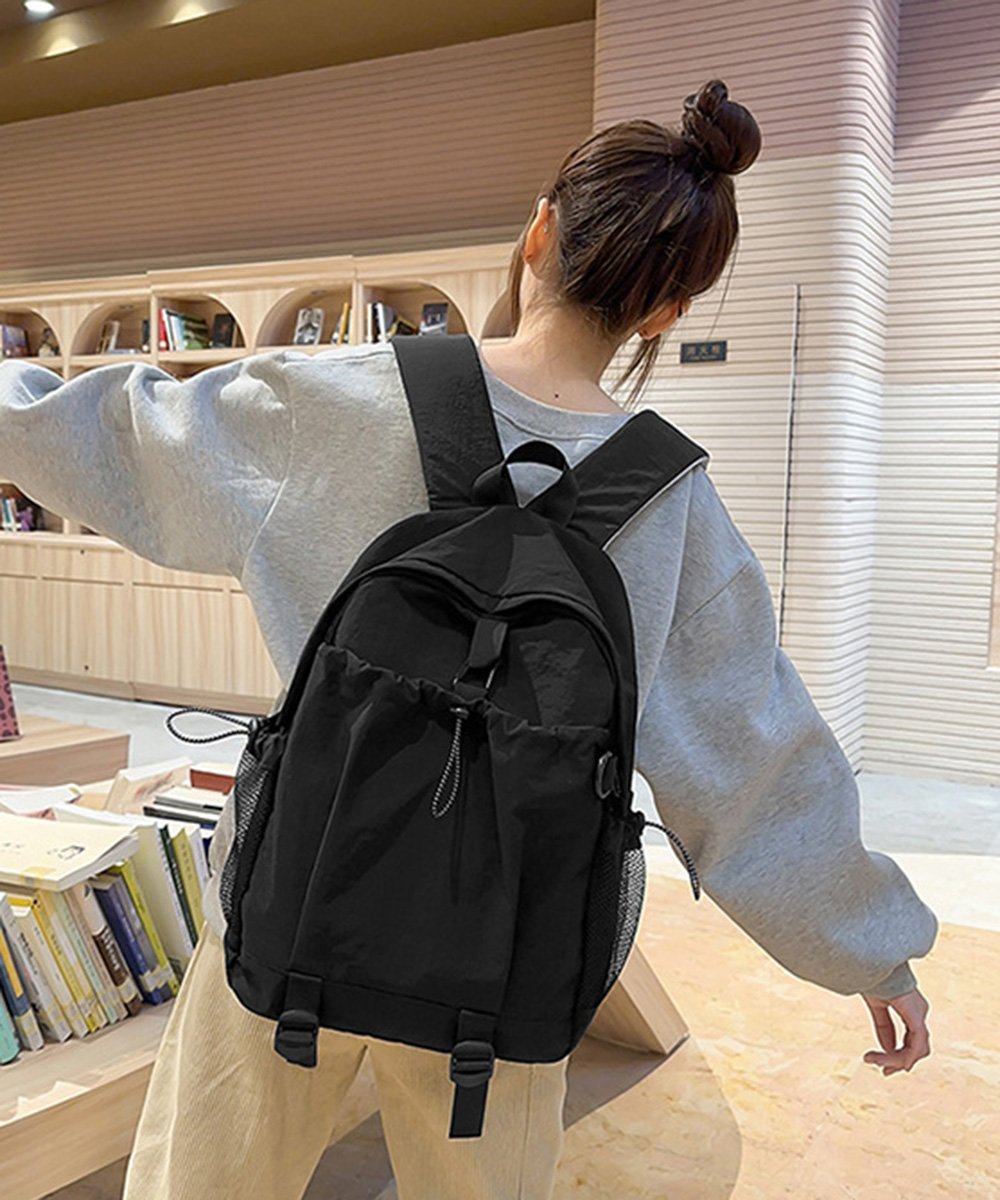 https://fulmo-img-server.com/mama-bag/01a58cec-0441-40c2-8ab8-89e97af6a52e.jpg