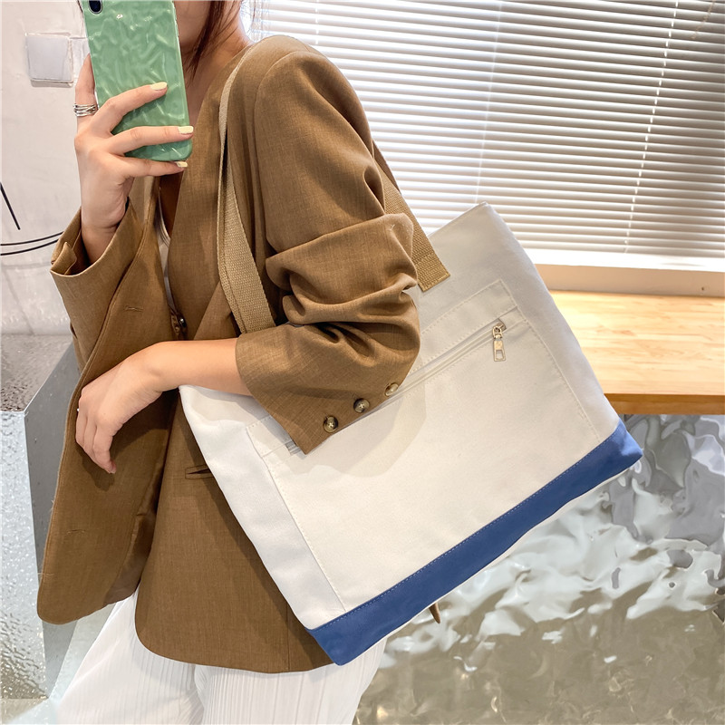 https://fulmo-img-server.com/mama-bag/0d3db2d1-86d5-41c0-858b-4ee78aad5585.jpg