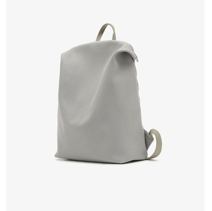 シンプル軽量マザーズリュック