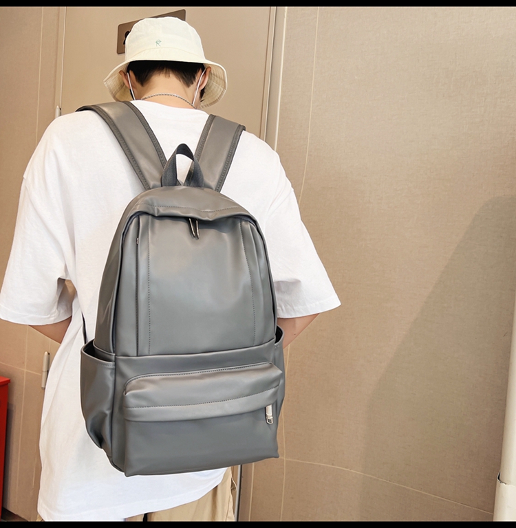  シンプル合皮マザーズリュック