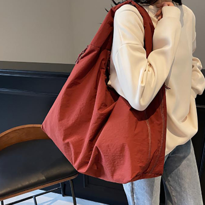 https://fulmo-img-server.com/mama-bag/3baf3180-e341-44a9-be61-e3f4f542f5d4.jpg