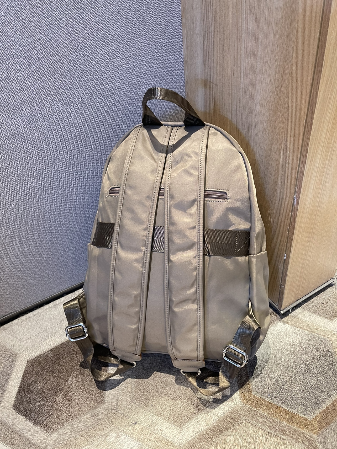 軽やかポケット多機能マザーズリュック
