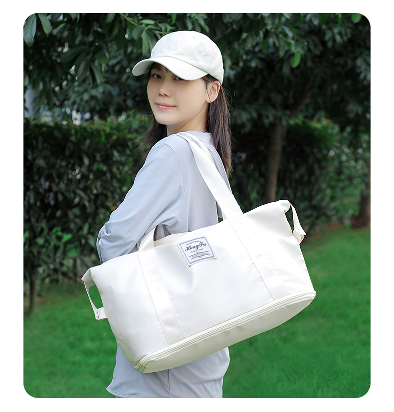 シンプル上品 コンパクト育児ボストン