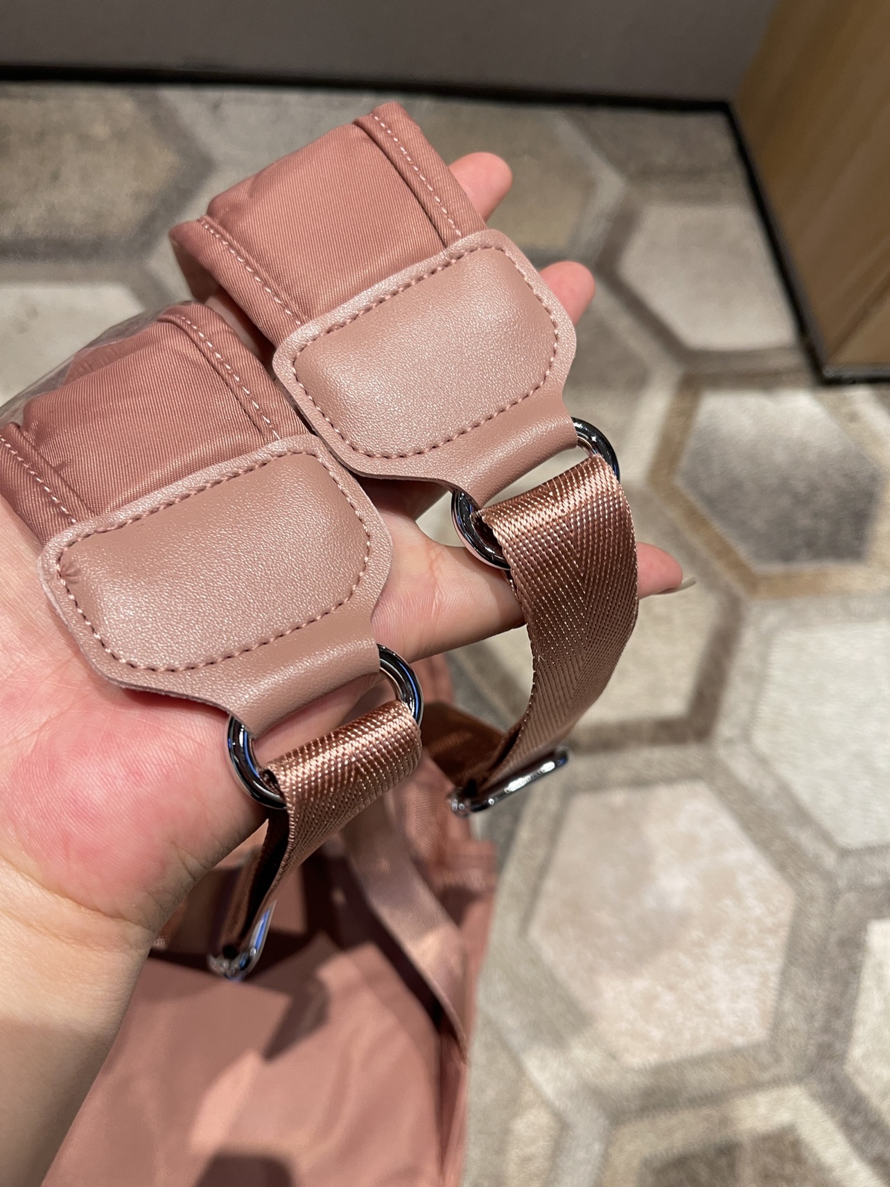 シンプル多機能マザーズリュック
