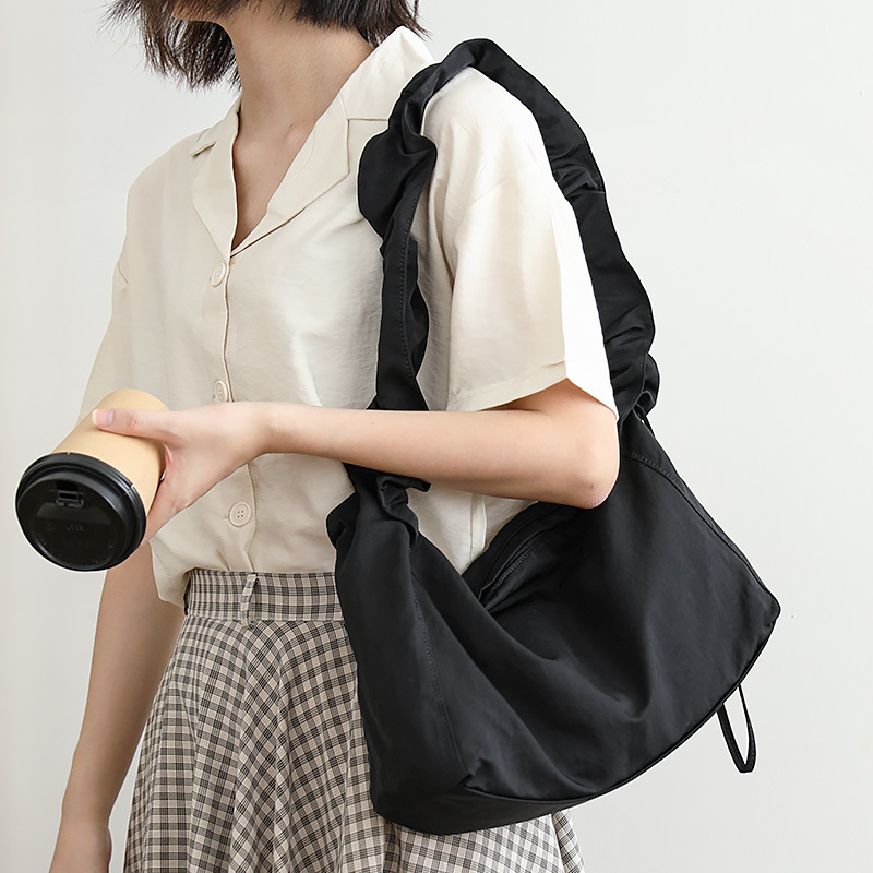 ふわやか肩楽ちマザーズバッグ