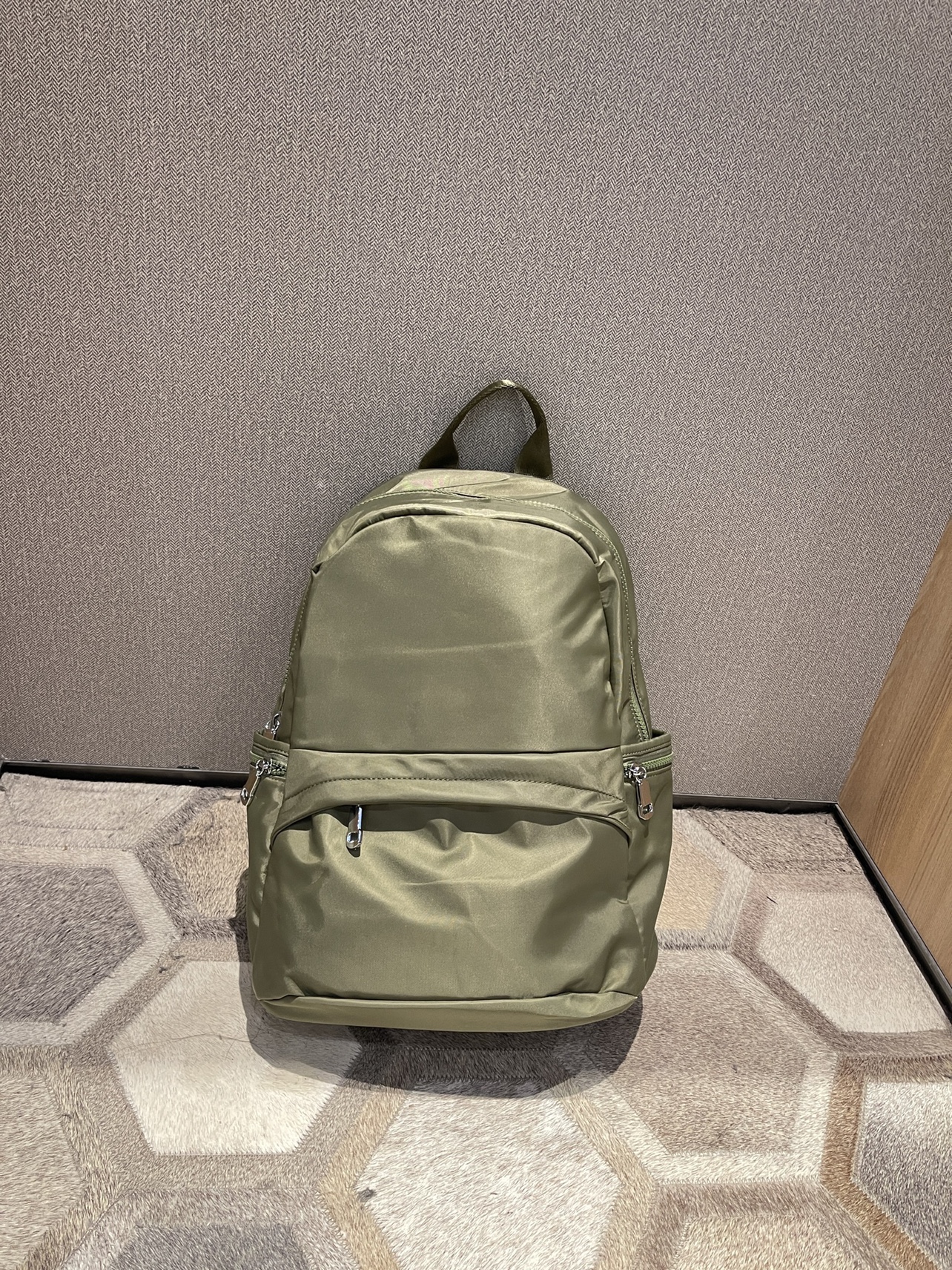シンプル多機能マザーズリュック