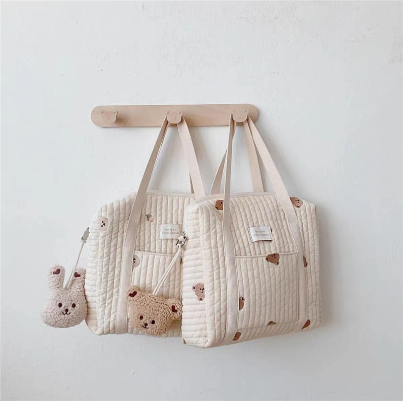 くまモチーフのふわふわキルトマザーズバッグ