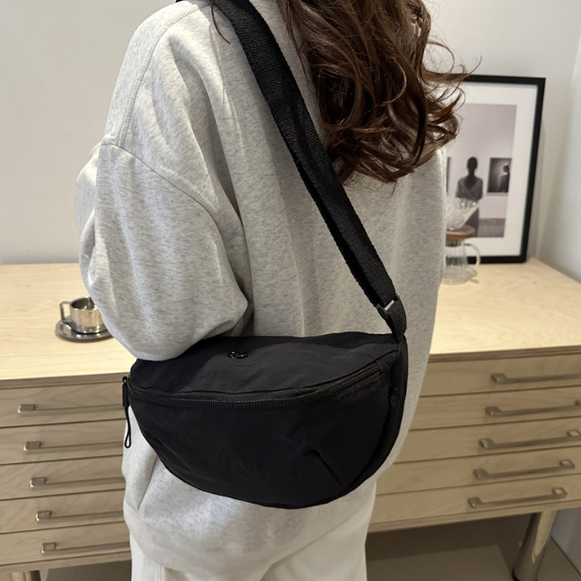 小さめ無地ボディバッグ超軽量斜め掛け男女兼用